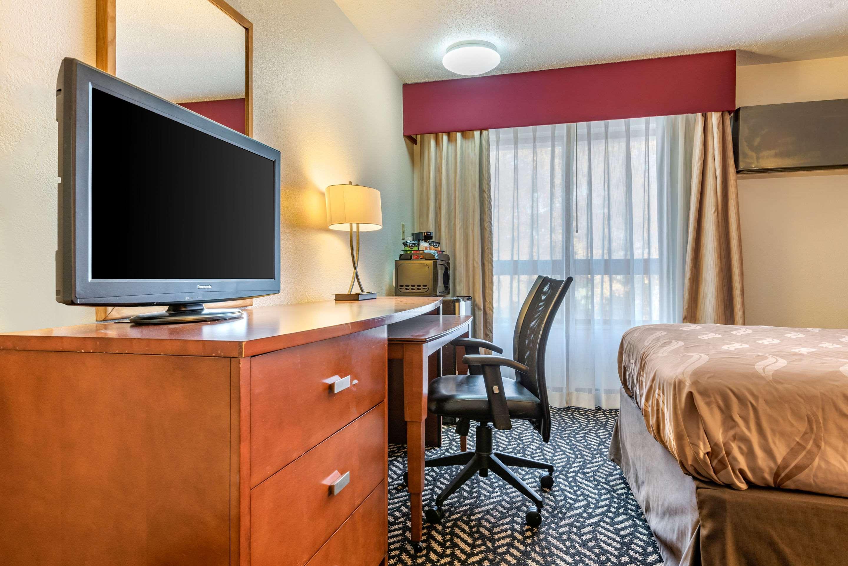 Quality Inn Falconer - Jamestown Exterior photo